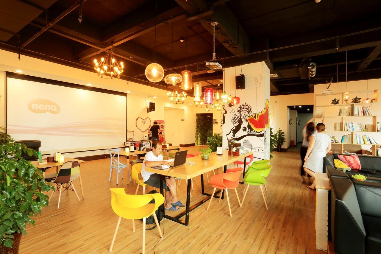 Infinite Stars Us Youth Hostel Chengdu Extérieur photo