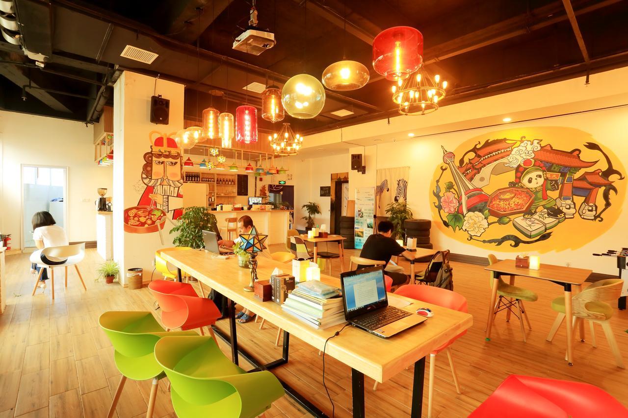 Infinite Stars Us Youth Hostel Chengdu Extérieur photo